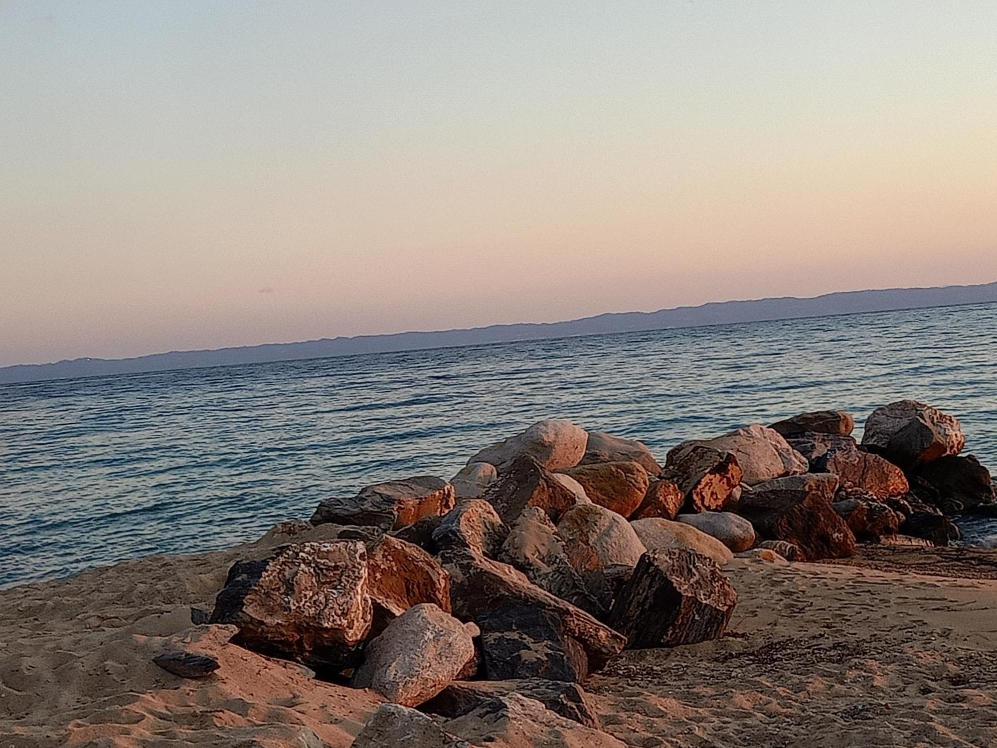 Paparouna Nikiti  Buitenkant foto
